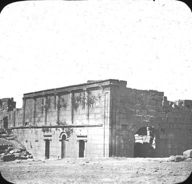 <em>"Bosra, Syria"</em>. Lantern slide 3.25x4in, 3.25 x 4 in. Brooklyn Museum, Goodyear. (Photo: Brooklyn Museum, S03i3054l01.jpg