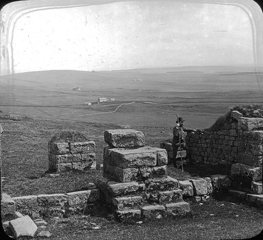 <em>"Hadrian's Wall, Northumberland, England"</em>. Lantern slide 3.25x4in, 3.25 x 4 in. Brooklyn Museum, Goodyear. (Photo: T.H. McAllister, S03i3095l01.jpg