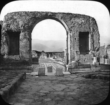<em>"Forum, Pompeii, Italy"</em>. Lantern slide 3.25x4in, 3.25 x 4 in. Brooklyn Museum, Goodyear. (Photo: T.H. McAllister; J. Levy cie, S03i3140l01.jpg