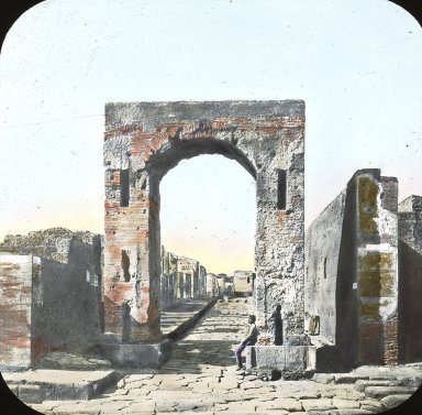 <em>"Gate, Pompeii, Italy"</em>. Lantern slide 3.25x4in, 3.25 x 4 in. Brooklyn Museum, Goodyear. (Photo: Brooklyn Museum, S03i3144l01.jpg
