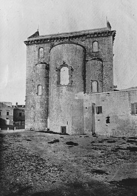 <em>"Cathedral, Trani, Italy"</em>. Lantern slide 3.25x4in, 3.25 x 4 in. Brooklyn Museum, Goodyear. (Photo: Brooklyn Museum, S03i3275l01.jpg