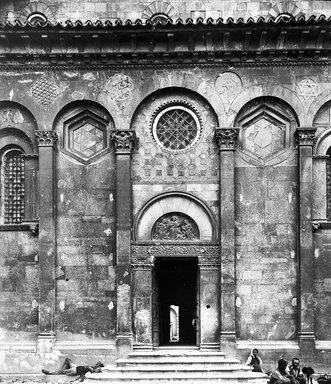 <em>"Cathedral, Troja, Italy, 1895"</em>, 1895. Lantern slide 3.25x4in, 3.25 x 4 in. Brooklyn Museum, Goodyear. (Photo: Brooklyn Museum, S03i3294l01.jpg