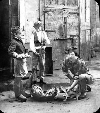 <em>"Market, Venice, Italy"</em>. Lantern slide 3.25x4in, 3.25 x 4 in. Brooklyn Museum, Goodyear. (Photo: T.H. McAllister, S03i3313l01.jpg