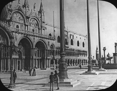<em>"S. Marco, Venice, Italy"</em>. Lantern slide 3.25x4in, 3.25 x 4 in. Brooklyn Museum, Goodyear. (Photo: Brooklyn Museum, S03i3347l01.jpg