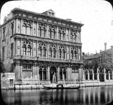 <em>"Palazzo Vendramin, Venice, Italy"</em>. Lantern slide 3.25x4in, 3.25 x 4 in. Brooklyn Museum, Goodyear. (Photo: Brooklyn Museum, S03i3361l01.jpg