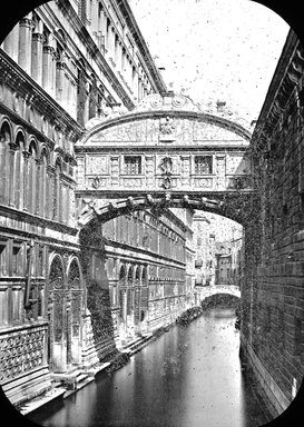 <em>"Bridge of Sighs, Venice, Italy"</em>. Lantern slide 3.25x4in, 3.25 x 4 in. Brooklyn Museum, Goodyear. (Photo: Brooklyn Museum, S03i3368l01.jpg