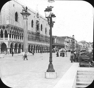 <em>"Riva degli Schiavoni, Venice, Italy"</em>. Lantern slide 3.25x4in, 3.25 x 4 in. Brooklyn Museum, Goodyear. (Photo: T.H. McAllister, S03i3396l01.jpg