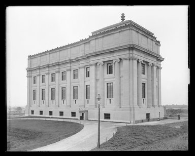<em>"Brooklyn Museum: exterior. View of the completed West Wing from the northwest, showing north and west facades, ca.1897-1898."</em>, 1897. Glass negative 8x10in, 8 x 10 in. Brooklyn Museum, Museum building. (Photo: Brooklyn Museum, S06_BEEi005_glass_SL1.jpg