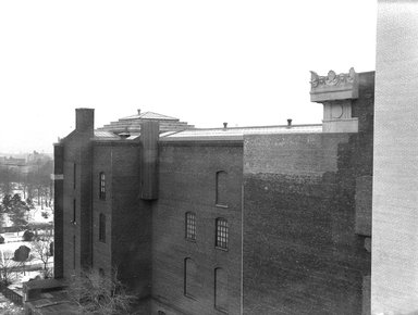 <em>"Brooklyn Museum: exterior. View of the back of the Museum from the 6th floor of the museum, showing rear façade of the West Wing, 1965."</em>, 1965. Bw negative 3.25x4.5in, 3.25 x 4.5in (8.2 x 11.2 cm). Brooklyn Museum, Museum building. (Photo: Brooklyn Museum, S06_BEEi076.jpg