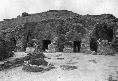 <em>"Views, Objects: Egypt. Middle Kingdom. View 03: Court of Tomb of Daga.  Middle Kingdom."</em>. Lantern slide 3.25x4in, 3.25 x 4 in. Brooklyn Museum, lantern slides. (S10_08_Egypt_MiddleKingdom03.jpg