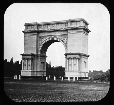 <em>"Views: Brooklyn, Long Island, Staten Island. Brooklyn monuments. View 001: Grand Army Plaza arch (before the statuary was installed)."</em>. Lantern slide 3.25x4in, 3.25 x 4 in. Brooklyn Museum, CHART_2011. (Photo: Gould W. Hart, S10_11_Brooklyn_LI_SI_Brooklyn_Monuments001.jpg