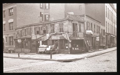 <em>"Views: Brooklyn, Long Island, Staten Island. Brooklyn scenes; buildings. View 027: Corner Henry and Orange Streets."</em>. Lantern slide 3.25x4in, 3.25 x 4 in. Brooklyn Museum, CHART_2011. (S10_11_Brooklyn_LI_SI_Brooklyn_Scenes_Buildings027.jpg