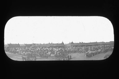 <em>"Views: Brooklyn. Various. View 034: Panoramic view of Wallabout Market. Brooklyn, NY."</em>. Lantern slide 3.25x4in, 3.25 x 4 in. Brooklyn Museum, CHART_2011. (Photo: Myers R. Jones, S10_12_Brooklyn_Various034.jpg