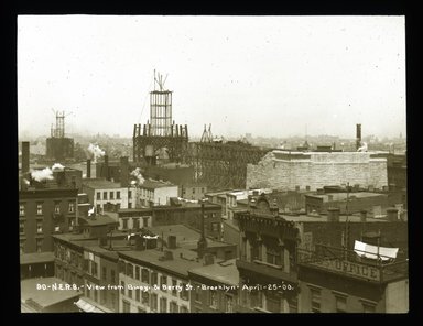 <em>"Views: U.S., Brooklyn. Brooklyn Bridge. View 012: Brooklyn and main towers; from Brooklyn side. 1900."</em>, 1900. Lantern slide 3.25x4in, 3.25 x 4 in. Brooklyn Museum, CHART_2011. (Photo: W.R Bascomp, S10_21_US_Brooklyn_Brooklyn_Bridge012.jpg