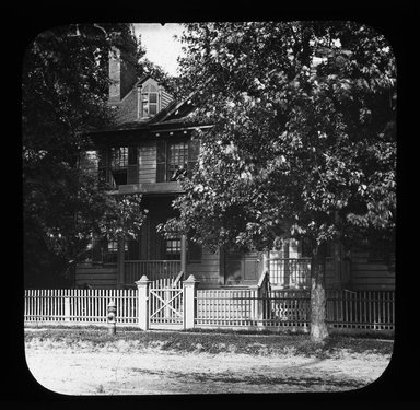 <em>"Views: U.S., Brooklyn. Brooklyn residences. View 020: Melrose Hall, 1749 - Bedford Ave and Winthrop St."</em>. Lantern slide 3.25x4in, 3.25 x 4 in. Brooklyn Museum, CHART_2011. (Photo: W.H. Coughlin., S10_21_US_Brooklyn_Brooklyn_Residences020.jpg