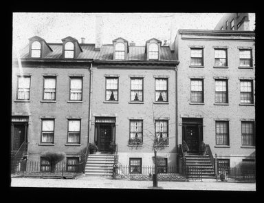 <em>"Views: U.S., Brooklyn. Brooklyn residences. View 022: Houses on Willow Street, Nos. 155, 157, 159. Ext. Built ca. 1812."</em>. Lantern slide 3.25x4in, 3.25 x 4 in. Brooklyn Museum, CHART_2011. (S10_21_US_Brooklyn_Brooklyn_Residences022.jpg