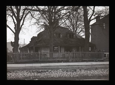 <em>"Views: U.S., Brooklyn. Brooklyn residences. View 025: ...(label covered) Flatbush - E. side of ave. (ext of a house)."</em>. Lantern slide 3.25x4in, 3.25 x 4 in. Brooklyn Museum, CHART_2011. (S10_21_US_Brooklyn_Brooklyn_Residences025.jpg