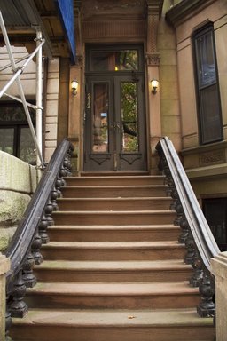 <em>"Ortner Home, 272 Berkeley Place, Brooklyn, NY. Stoop with brownstone treads."</em>, 2012. Born digital. Brooklyn Museum, CHART_2013. (Photo: Brooklyn Museum, SC05_Ortner_Home_272_Berkeley_Place_20120807_DIG_03_Cat_Guzman_photo.jpg