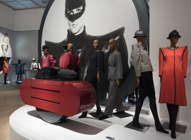 Pierre Cardin's Space-Age Fashion Takes Us Back to the Future
