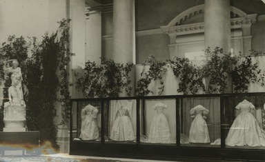 The Art of France and Belgium from the Panama-Pacific International Exposition. [02/05/1918 - 03/31/1918]. Installation view.