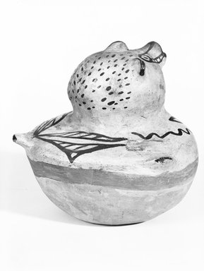 Ko-Tyit (Cochiti Pueblo) (Keres). <em>Water Bottle</em>. Clay, 7 1/4 in.  (18.4 cm). Brooklyn Museum, Riggs Pueblo Pottery Fund, 02.257.2474. Creative Commons-BY (Photo: Brooklyn Museum, 02.257.2474_view2_bw_SL5.jpg)