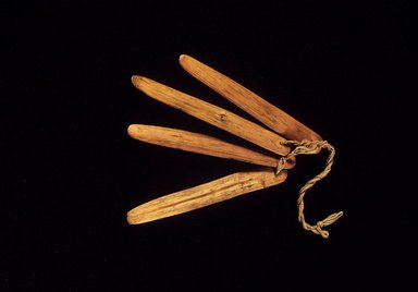 She-we-na (Zuni Pueblo). <em>Louse Trap (tsep-to-nai)</em>, 19th century. Wood, cotton string, each stick: 4 1/2 x 1 1/2 in. (11.4 x 3.8 cm). Brooklyn Museum, Museum Expedition 1903, Museum Collection Fund, 03.325.3210. Creative Commons-BY (Photo: Brooklyn Museum, 03.325.3210.jpg)