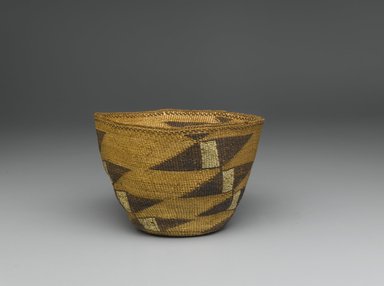 Yurok. <em>Basket</em>, 19th century. Fiber, 4 5/16 × 7 1/8 × 7 1/4 in. (11 × 18.1 × 18.4 cm). Brooklyn Museum, Museum Expedition 1905, Museum Collection Fund, 05.588.7633. Creative Commons-BY (Photo: Brooklyn Museum, 05.588.7633_PS1.jpg)