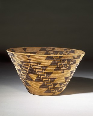 Mary Kea'a'ala Azbill (Maidu, 1864-1932). <em>Coiled Presentation Bowl</em>, late 19th-early 20th century. Sedge root, briar root, willow shoots, 8 × 14 3/4 × 14 3/4 in. (20.3 × 37.5 × 37.5 cm). Brooklyn Museum, Museum Expedition 1906, Museum Collection Fund, 06.331.8050. Creative Commons-BY (Photo: Brooklyn Museum, 06.331.8050_SL1.jpg)