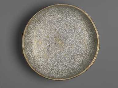  <em>Vessel with Buddhist Symbols</em>, 1736–1795. Cloisonne enamel on copper alloy, 4 1/2 × 15 × 14 in. (11.4 × 38.1 × 35.6 cm). Brooklyn Museum, Gift of Samuel P. Avery, 09.629. Creative Commons-BY (Photo: Brooklyn Museum, 09.629_top_PS2.jpg)