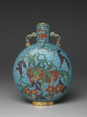  <em>Pilgrim Bottle Vase</em>, early 17th century. Cloisonné enamel on copper alloy, 10 1/4 x 6 11/16 in. (26 x 17 cm). Brooklyn Museum, Gift of Samuel P. Avery, 09.657. Creative Commons-BY (Photo: Brooklyn Museum, 09.657_side1_PS2.jpg)