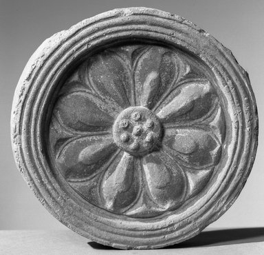  <em>Tile</em>, 552-646. Clay, Diam.: 6 13/16 x 1 3/4 in. (17.3 x 4.5 cm). Brooklyn Museum, Gift of Carll H. de Silver, A. Augustus Healy, and Robert B. Woodward, 10.222.4. Creative Commons-BY (Photo: Brooklyn Museum, 10.222.4_acetate_bw.jpg)