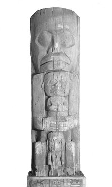 Heiltsuk (Bella Bella). <em>House Post, from a Set of Four</em>, 19th century. Cedar wood, 103 1/2 x 34 x 16in. (262.9 x 86.4 x 40.6cm). Brooklyn Museum, Museum Expedition 1911, Museum Collection Fund, 11.700.3. Creative Commons-BY (Photo: Brooklyn Museum, 11.700.3_cropped_glass_bw.jpg)