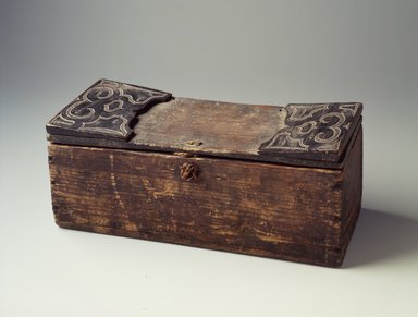 Ainu. <em>Pillow and Cover</em>. Wood, 4 5/16 x 4 1/8 x 12 15/16 in. (10.9 x 10.4 x 32.9 cm). Brooklyn Museum, Gift of Herman Stutzer, 12.674a-b. Creative Commons-BY (Photo: Brooklyn Museum, 12.674a-b.jpg)