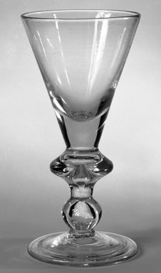  <em>Goblet</em>, ca. 1695–1710. Glass, 8 1/8 x 4 in. (20.6 x 10.2 cm). Brooklyn Museum, Purchased by Special Subscription and Museum Collection Fund, 13.510. Creative Commons-BY (Photo: Brooklyn Museum, 13.510_bw.jpg)