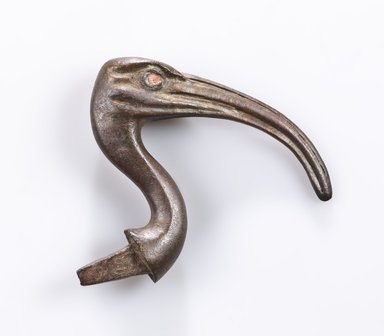  <em>Ibis Head</em>, 664–30 B.C.E. Bronze, 4 x 4 1/2 x 7/8 in. (10.2 x 11.4 x 2.2 cm). Brooklyn Museum, Gift of Evangeline Wilbour Blashfield, Theodora Wilbour, and Victor Wilbour honoring the wishes of their mother, Charlotte Beebe Wilbour, as a memorial to their father, Charles Edwin Wilbour, 16.580.156. Creative Commons-BY (Photo: Brooklyn Museum (Gavin Ashworth,er), 16.580.156_Gavin_Ashworth_photograph.jpg)