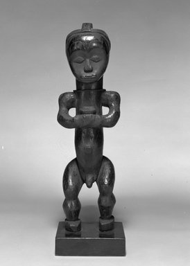 Fang. <em>Reliquary Guardian Figure (Eyema Bieri)</em>, 19th-20th century. Wood, metal, 16 x 4 3/4 x 3 3/8 in. (40.7 x 12.1 x 9.0 cm). Brooklyn Museum, The Adolph and Esther D. Gottlieb Collection, 1989.51.46. Creative Commons-BY (Photo: Brooklyn Museum, 1989.51.46_bw.jpg)