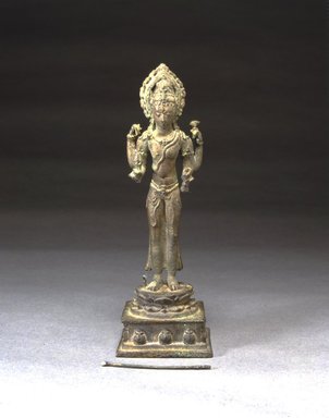  <em>Standing Ardhanarisvara</em>, late 9th-early 10th century. Bronze, height: 8 1/8 in. (21.0 cm). Brooklyn Museum, Gift of Georgia and Michael de Havenon, 1991.178.1. Creative Commons-BY (Photo: Brooklyn Museum, 1991.178.1_front_SL4.jpg)