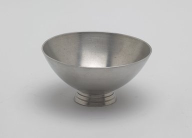 Marion Anderson Noyes (American, 1907–2002). <em>Sugar Bowl</em>, ca. 1933. Pewter, 1 5/8 x 3 3/8 x 3 1/2 in. (4.1 x 8.6 x 8.9 cm). Brooklyn Museum, Gift of Marion Anderson Noyes, 1991.258.7. Creative Commons-BY (Photo: Brooklyn Museum, 1991.258.7.jpg)