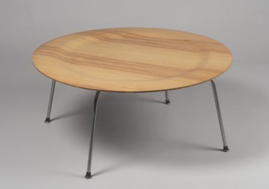 Charles Eames (American, 1907–1978). <em>Coffee Table with Metal Legs (CTM)</em>, Designed 1946; Manufactured 1949–1957. Molded plywood, chromed metal, wood, rubber, 15 3/8 x 34 1/8 x 33 3/4 in. (39.1 x 86.7 x 85.7 cm). Brooklyn Museum, Gift of Paul F. Walter, 1991.261.1. Creative Commons-BY (Photo: Brooklyn Museum, 1991.261.1.jpg)