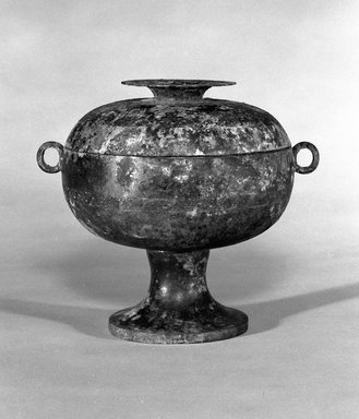  <em>Ritual Food Vessel (Dou)</em>, 475-221 B.C.E. Bronze, 7 1/2 x 7 3/16 in. Brooklyn Museum, Gift of The Roebling Society, 1991.84. Creative Commons-BY (Photo: Brooklyn Museum, 1991.84_bw.jpg)