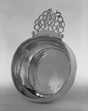 Jacob Boelen (American, 1654–1729). <em>Porringer</em>, ca. 1715. Silver, 2 x 7 1/4 x 5 1/2 in. (5.1 x 18.4 x 14 cm). Brooklyn Museum, Gift of Wunsch Americana Foundation, Inc., 1991.99.1. Creative Commons-BY (Photo: Brooklyn Museum, 1991.99.1_bw.jpg)