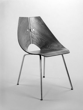 Ray Komai (American, 1918–2010). <em>Side Chair</em>, ca. 1949. Molded walnut plywood, chromed metal, rubber, 30 1/2 x 22 x 22 1/4 in. (77.5 x 55.9 x 56.5 cm). Brooklyn Museum, Alfred T. and Caroline S. Zoebisch Fund, 1994.156.1. Creative Commons-BY (Photo: Brooklyn Museum, 1994.156.1_bw.jpg)