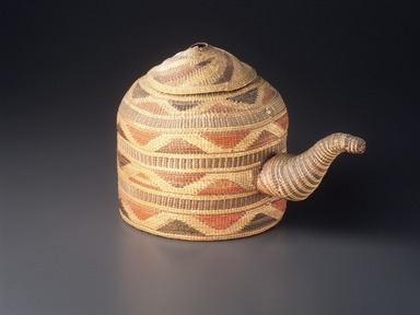 Tlingit. <em>Basketry Teapot with Lid</em>, first half 20th century. Spruce root, grass, dye, 7 x 9 7/8 x 6 1/8 in. (17.8 x 25.1 x 15.6 cm). Brooklyn Museum, Gift of Phyllis H. Shreeve, 1994.185a-b. Creative Commons-BY (Photo: Brooklyn Museum, 1994.185a-b_transp3547.jpg)