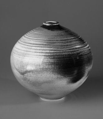 Viveca Heino (American, 1910–1995). <em>Vase</em>, 1955–1960. Glazed stoneware, 10 1/2 x 12 x 12 in. (26.7 x 30.5 x 30.5 cm). Brooklyn Museum, Gift of Daniel Morris and Denis Gallion, 1994.205.9. Creative Commons-BY (Photo: Brooklyn Museum, 1994.205.9_bw.jpg)