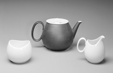 Raymond Loewy (American, born France, 1893-1986). <em>Teapot and Lid, Studio Line</em>, ca. 1954. Porcelain, 5 3/8 x 8 5/8 x 5 1/2 in. (13.7 x 21.9 x 14 cm). Brooklyn Museum, Gift of Della Petrick Rothermel in memory of John Petrick Rothermel, 1994.61.12a-b. Creative Commons-BY (Photo: , 1994.61.12a-b_1994.61.13_1994.61.14_bw.jpg)