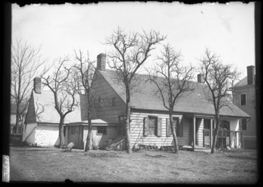 Daniel Berry Austin (American, born 1863, active 1899–1909). <em>Van Brunt House, North East, Rear 83rd Street near 18th Avenue, New Utrecht</em>, October 28, 1906. Gelatin silver glass dry plate negative Brooklyn Museum, Brooklyn Museum/Brooklyn Public Library, Brooklyn Collection, 1996.164.1-599 (Photo: , 1996.164.1-599_glass_bw_SL4.jpg)