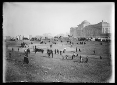 Eugene Wemlinger. <em>View of Eastern Parkway Looking towards Museum</em>, ca. 1903-1910. Cellulose nitrate negative Brooklyn Museum, Brooklyn Museum/Brooklyn Public Library, Brooklyn Collection, 1996.164.10-32 (Photo: Brooklyn Museum, 1996.164.10-32_glass_IMLS_SL2.jpg)