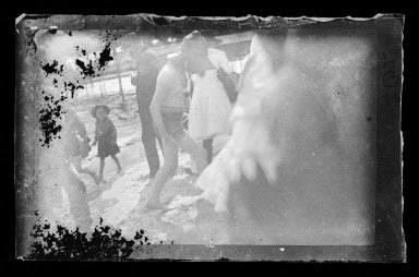 George Bradford Brainerd (American, 1845-1887). <em>Bathers, Coney Island, Brooklyn</em>, ca. 1885. Dry negative plate Brooklyn Museum, Brooklyn Museum/Brooklyn Public Library, Brooklyn Collection, 1996.164.2-2132 (Photo: Brooklyn Museum, 1996.164.2-2132_glass_IMLS_SL2.jpg)
