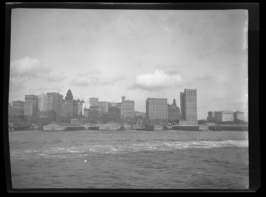 Raoul Froger-Doudement (American, born France, active 1890s–1900s). <em>New York Skyline from Hudson River</em>, ca. 1900. Glass plate negative Brooklyn Museum, Brooklyn Museum/Brooklyn Public Library, Brooklyn Collection, 1996.164.3-34 (Photo: , 1996.164.3-34_bw_SL4.jpg)