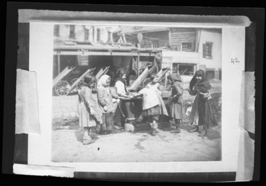Raoul Froger-Doudement (American, born France, active 1890s-1900s). <em>Children, Scene in "Five Points", New York</em>, ca. 1900. Glass plate negative Brooklyn Museum, Brooklyn Museum/Brooklyn Public Library, Brooklyn Collection, 1996.164.3-42a (Photo: , 1996.164.3-42a_bw_SL4.jpg)